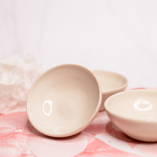 Handmade Beige Stoneware Bowls